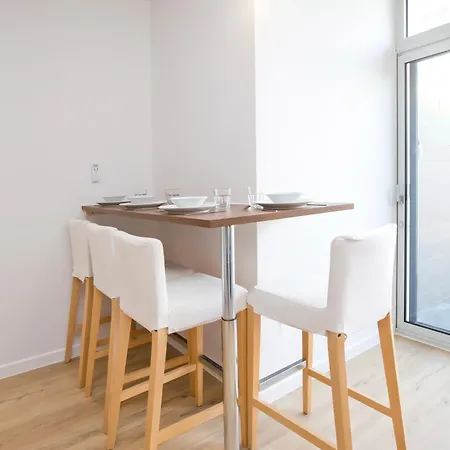 Montsejour - T2 Climatise Avec Filet Et Fauteuil Suspendu Apartment